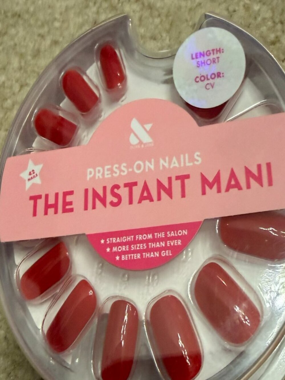 NWT Olive & June The Instant Mani Red Press-On Nails Short